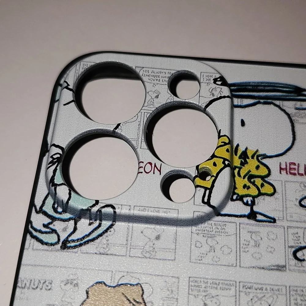 Brand new Apple IPhone 🍎 15 Pro Max Peanuts Snoopy soft Silicone Phone Case